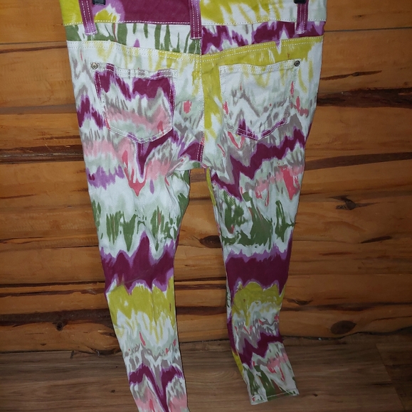 (7) Hot Kiss Skinny Lily Jeans - Picture 2 of 5